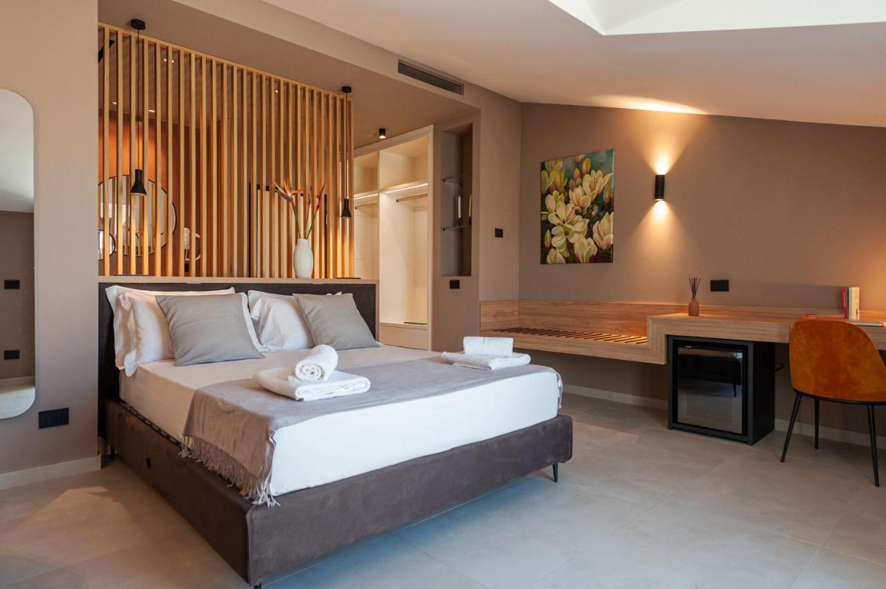 Limen Wellness Hotel & Spa Campofelice Di Roccella Exteriér fotografie
